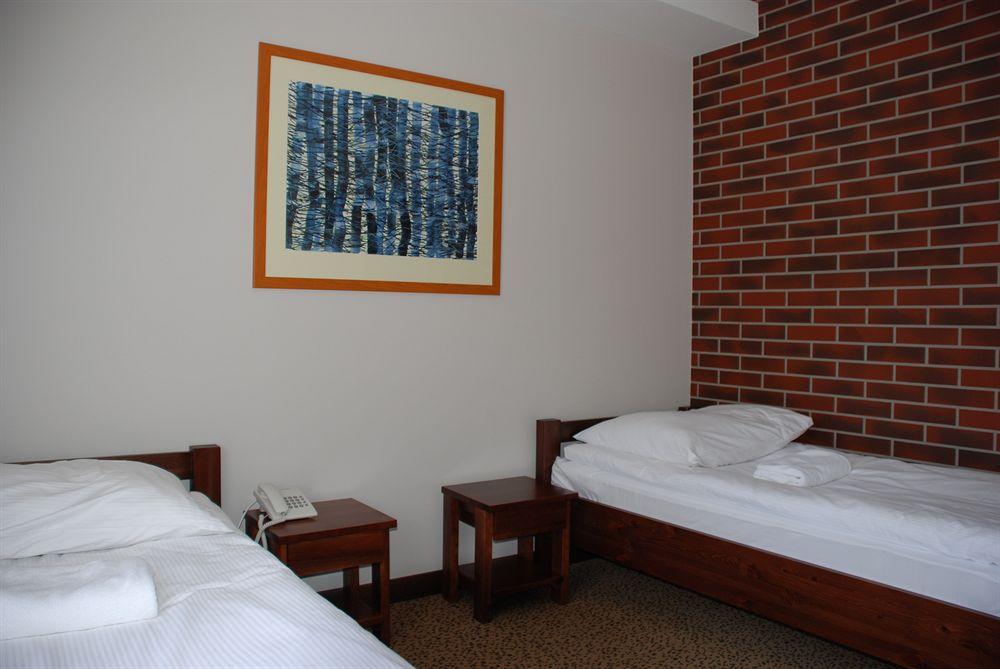 Hotel Olecki 오시비엥침 외부 사진