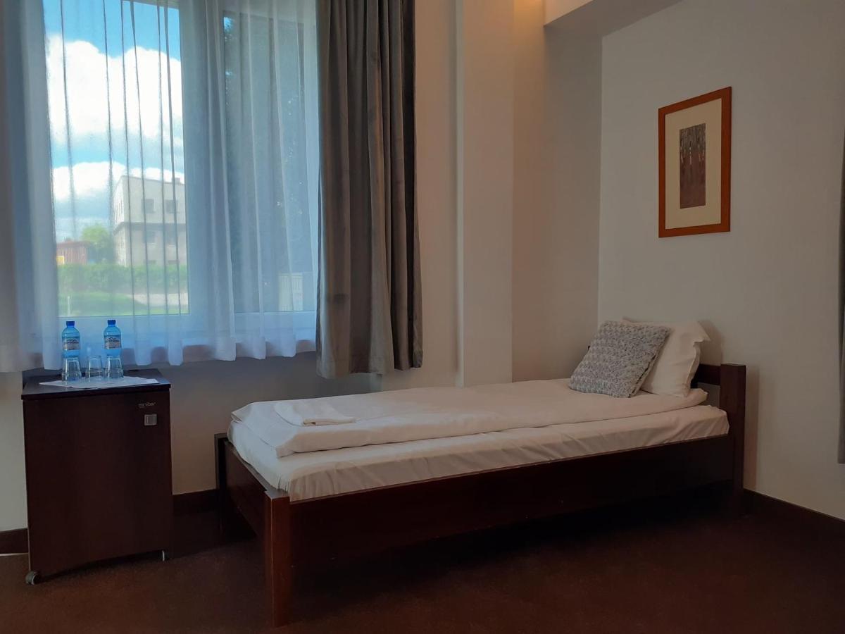 Hotel Olecki 오시비엥침 외부 사진