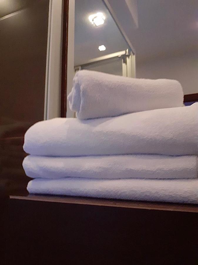 Hotel Olecki 오시비엥침 외부 사진
